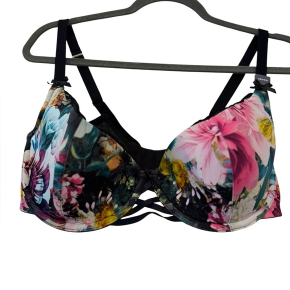 Cacique Lightly Lined French Balconette - Picture 3 of 6